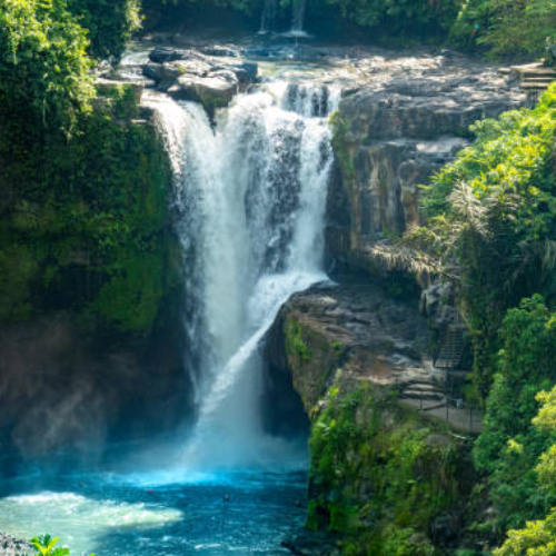 6773e36616263cf764ccca9e_Tegenungan-Waterfall_1