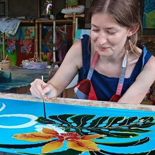 9bb0d8e0-5331-4d2e-a570-068f36ae50a6_batik-painting-classes-in-ubud-xlarge